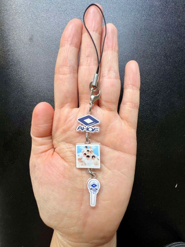 AHOF The Passage phone charm